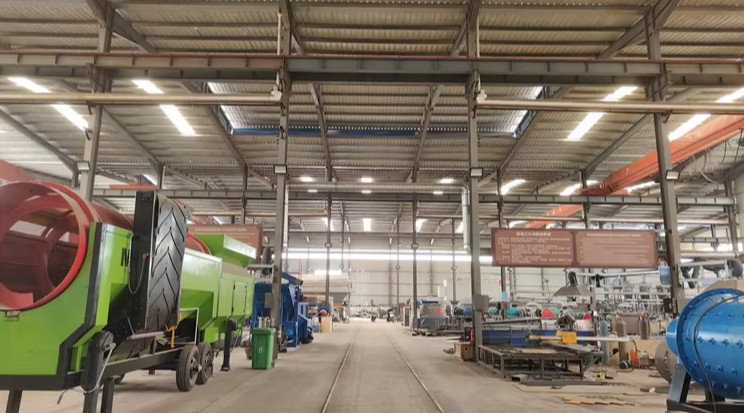 Zhengzhou Sinolion Machinery Co., Ltd. linea di produzione in fabbrica