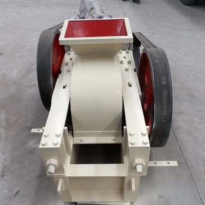 Manuale di fornitura di installazione e guida dell'ingegnere per la frantumazione a doppio rullo ad alto manganese