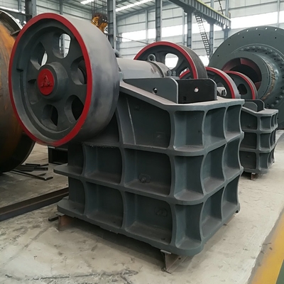PE400X600 Macchine per la frantumazione della mascella Macchine per la frantumazione della pietra con umidità inferiore al 18% del materiale