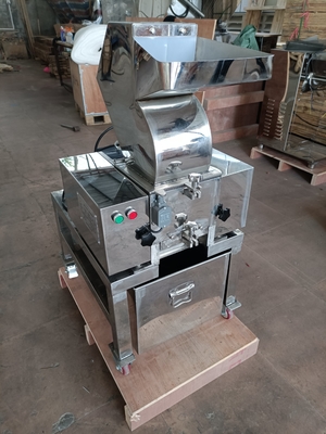 Dimensione di alimentazione massima 15 mm Pianta ad alta fibra Rhizome Crusher grossolano 250 Crusher per progettazione