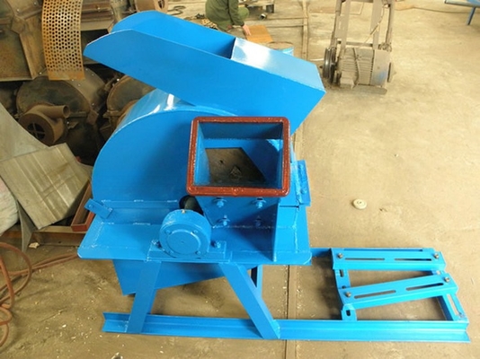 400 kg frantumatore/macchina da taglio/macinatrice di cereali dotata di pezzi di ricambio martello