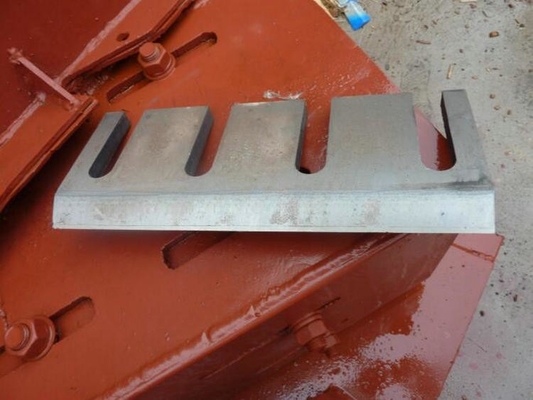 300mm Dimensione di alimentazione Industrial Wood Chipper Martello Mill Crusher Legno macchina per la produzione di segatura