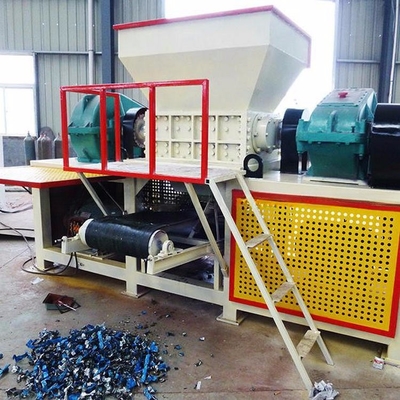 Macchine di triturazione per la triturazione del legno, pneumatici di plastica per automobili e elettrodomestici vecchi