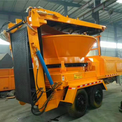 Impianto di triturazione di ceppi di cippatrici per radici di alberi in legno con tramoggia rotativa grande mobile diesel a 4-6 lame