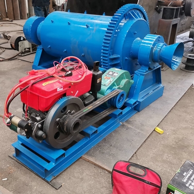 900*3000 Molino a sfere per minerale d'oro Calcare Quarzo Sabbia 1-3 t/h Negozi di riparazione macchine