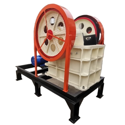 Crusher organico per mascelle di granito ideale per la frantumazione di diversi materiali
