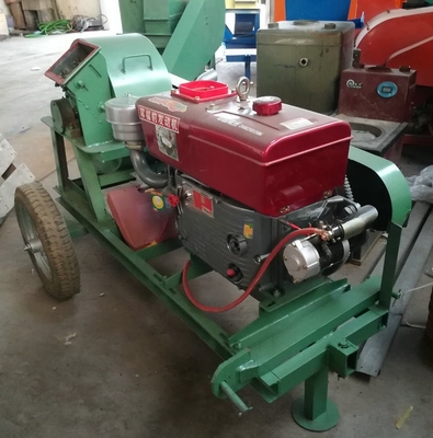 Dimensioni di alimentazione inferiori a 300 mm Picchiatore di legno mobile Maciatore di martelli Macinatore di erbe