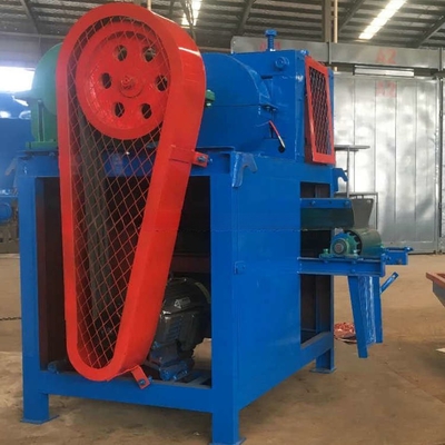 Nuova macchina per la fabbricazione di palle di brichetta in polvere secca di calce polverizzata per rifiuti di legno 2900*1100*1800mm