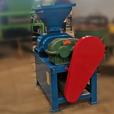 Macchina per la stampa di brichette a rulli di carbone carbone di coke con peso di 850 kg e motore alternativo
