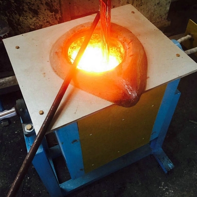 Mini forno a induzione elettrico per la fusione su piccola scala nei negozi di materiali da costruzione