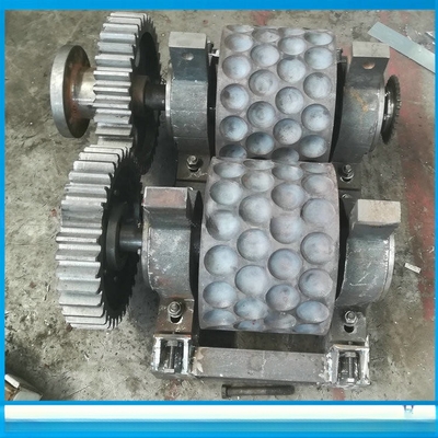 Macchine per la fabbricazione di brichette industriali per le industrie del carbone e dei refrattari
